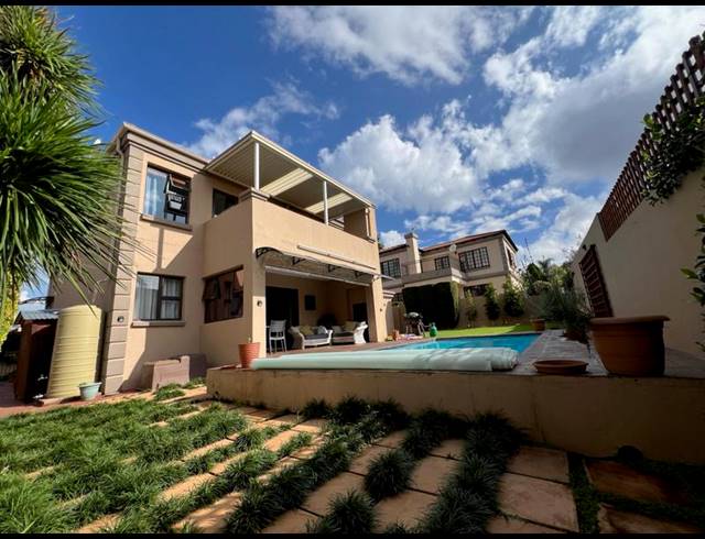 3 BEDROOM HOUSE FOR SALE IN RUIMSIG